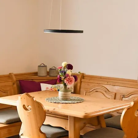 Ferienwohnung Alena * Γκάρμις-Παρτενκίρχεν